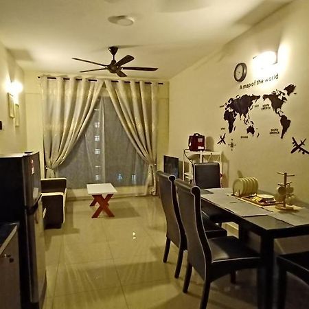 Homestay Arc Austin Hills Jb 4-5Pax Джохор Бахру Екстериор снимка