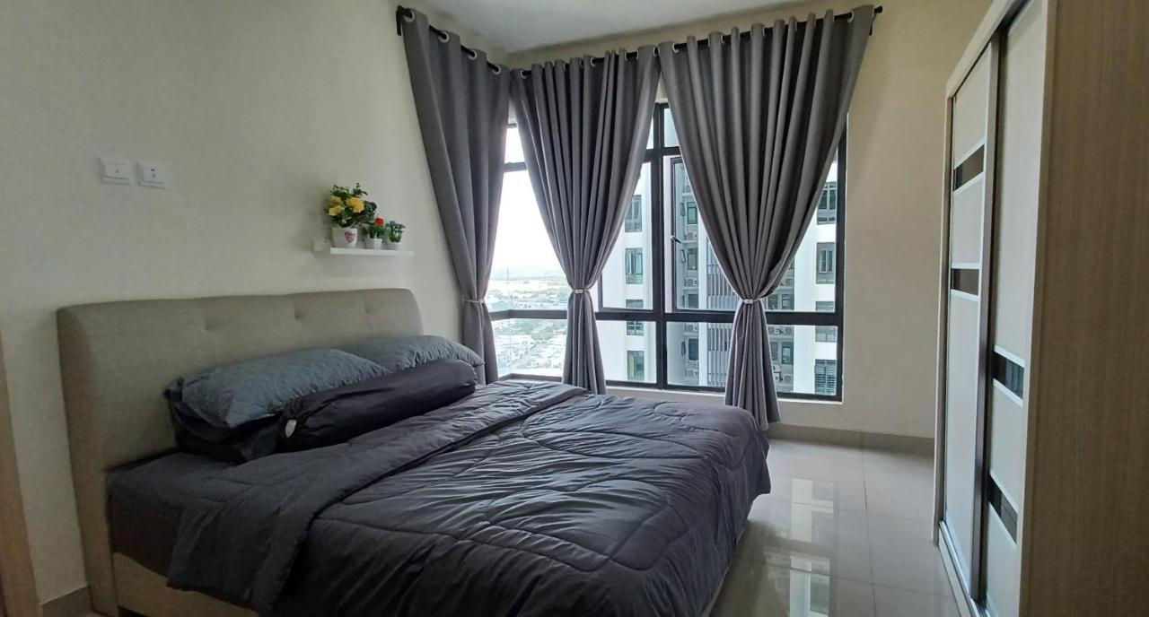 Homestay Arc Austin Hills Jb 4-5Pax Джохор Бахру Екстериор снимка