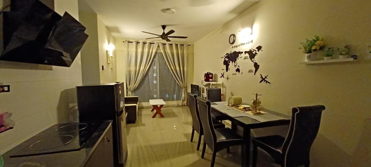 Homestay Arc Austin Hills Jb 4-5Pax Джохор Бахру Екстериор снимка