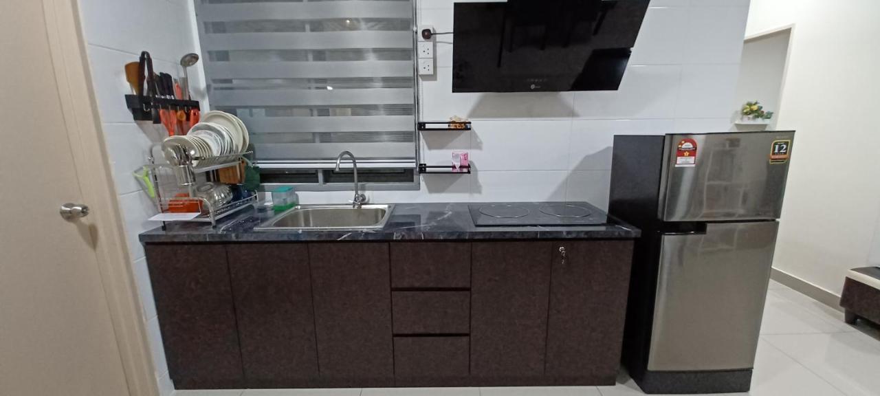 Homestay Arc Austin Hills Jb 4-5Pax Джохор Бахру Екстериор снимка