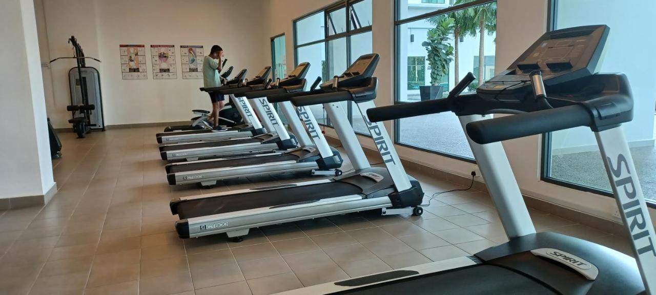 Homestay Arc Austin Hills Jb 4-5Pax Джохор Бахру Екстериор снимка
